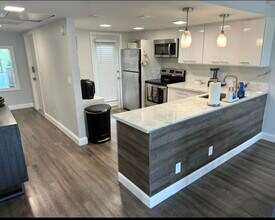 Building Photo - 3090 N Course Dr