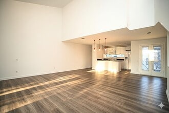 Building Photo - 1713 Gillette St