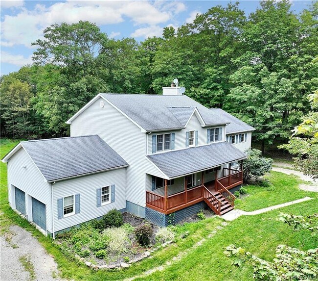 Foto del edificio - 80 Old Quaker Hill Rd