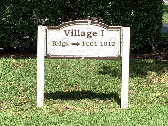 Foto del edificio - 1008 Green Pine Blvd