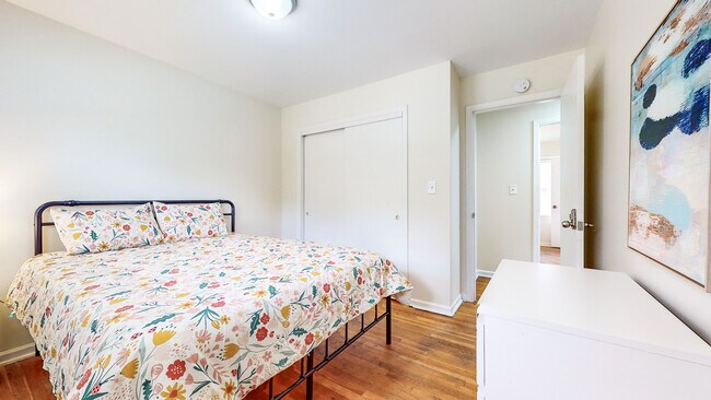 Foto del edificio - 6219 Lance Ln