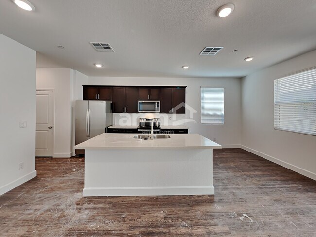 Foto del edificio - 3337 Blodwen St