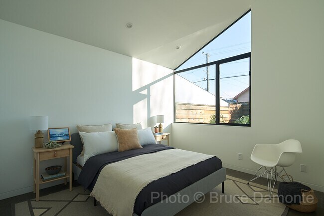 Foto del edificio - 1140 Carleton St