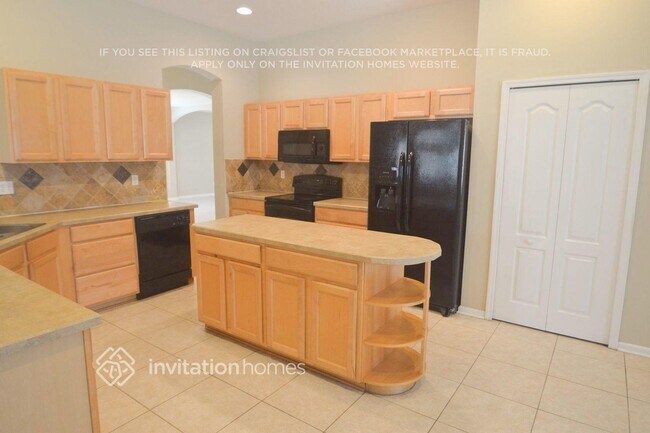 Building Photo - 3209 Wandering Oaks Dr