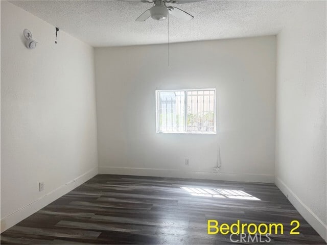 Building Photo - 206 W 52nd Pl