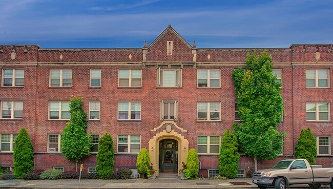 Foto del edificio - Roosevelt Apartments