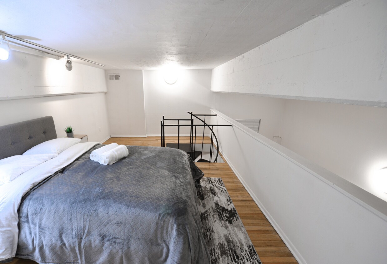 Foto principal - 1214 Waverly Walk