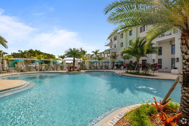 Pool - Emerald Bay