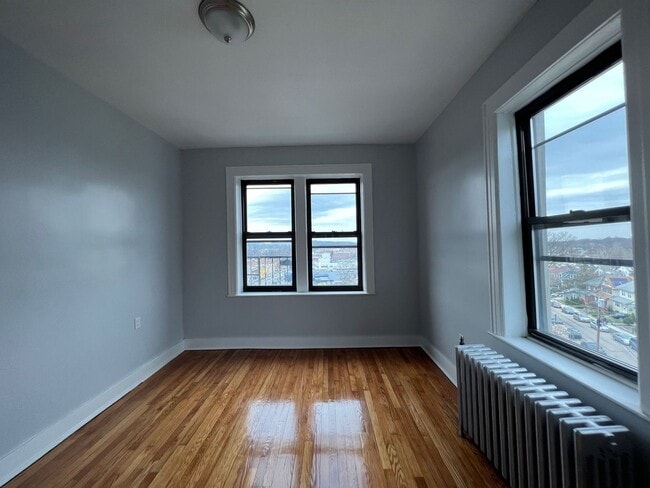 Foto del interior - Hill Manor - Renovated Apartments Near Tra...