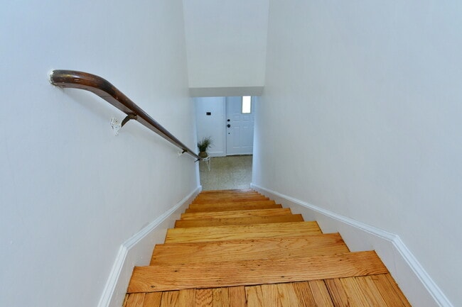 Foto del edificio - 148 Glenwood Ave