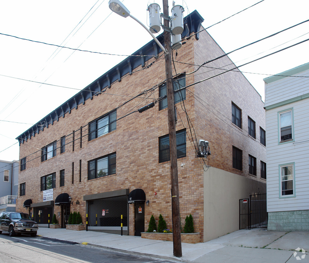 Foto principal - West Ridge Estates