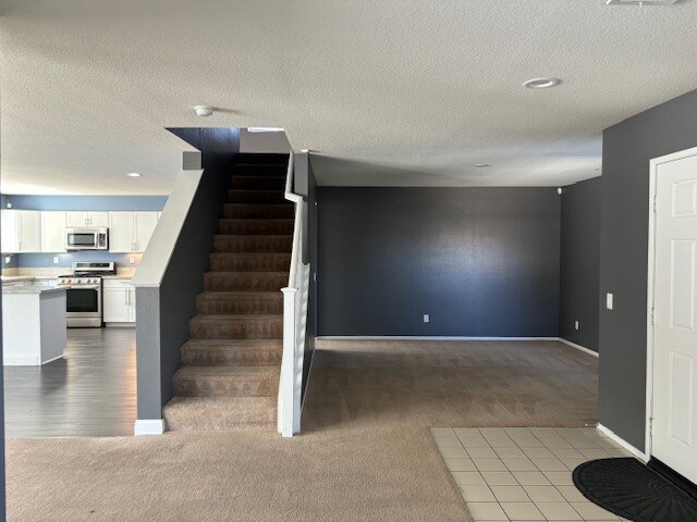 Building Photo - 38125 Cima Mesa Dr