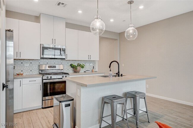 Foto del edificio - 9276 Desert Pearl Ave