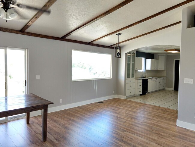 Building Photo - 14659 S 1690 W