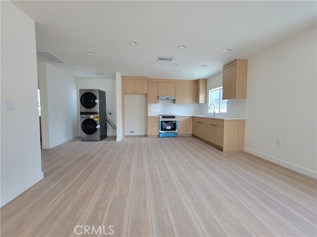 Foto del edificio - 1567 W 228th St