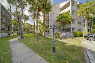 Building Photo - 8810 SW 132nd Pl