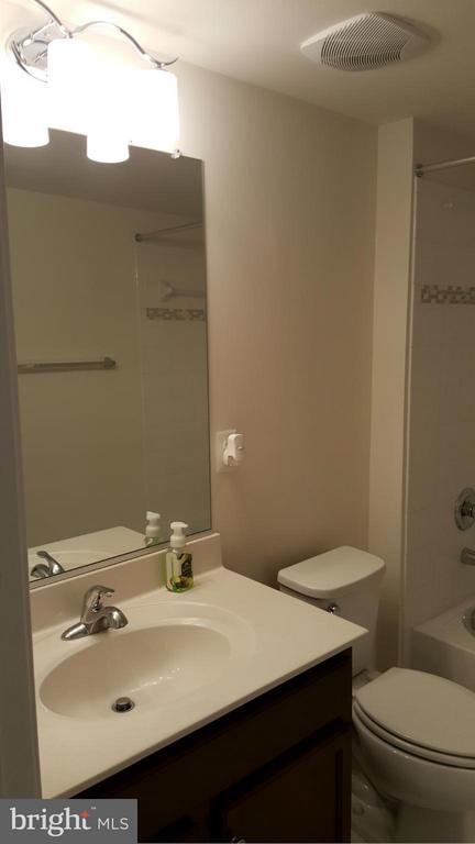 Building Photo - 21725 Pagoda Terrace