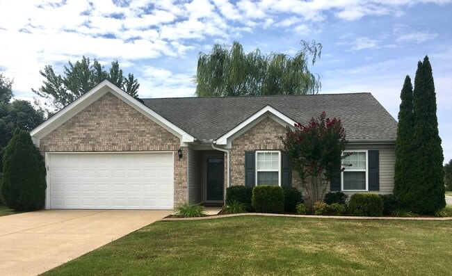 Building Photo - 2119 Long Meadow Dr