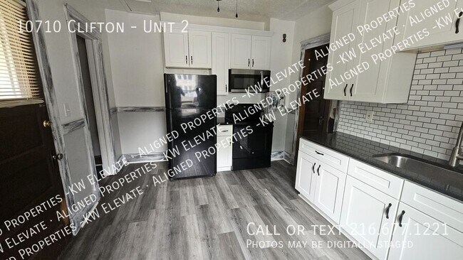 Building Photo - 10710 Clifton-Unit 2