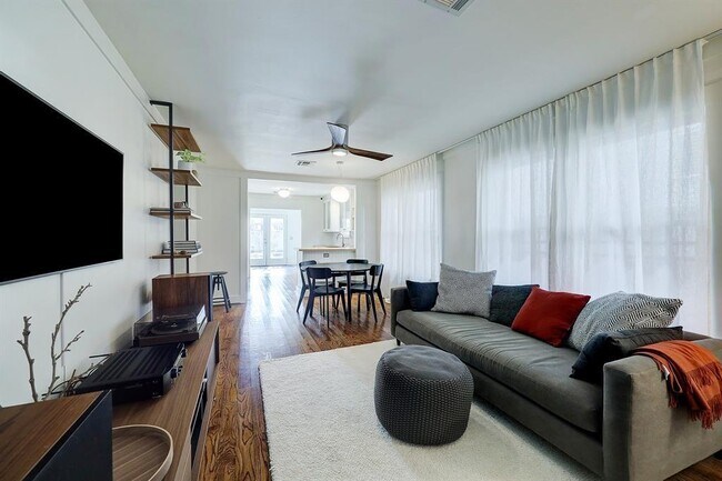 Foto del edificio - 3505 Brooks St