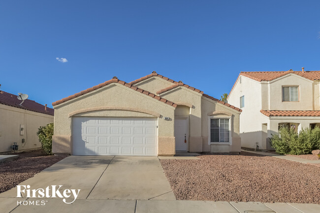 Foto del edificio - 664 Moonlight Mesa Dr