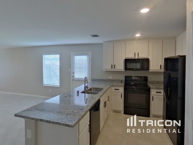 Foto del edificio - 6445 Middlebury Dr