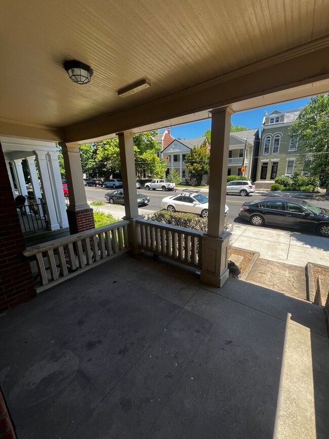 Building Photo - 2309 Grove Ave