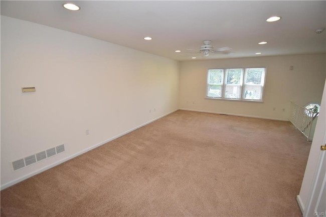 Building Photo - 62 Highlands Blvd