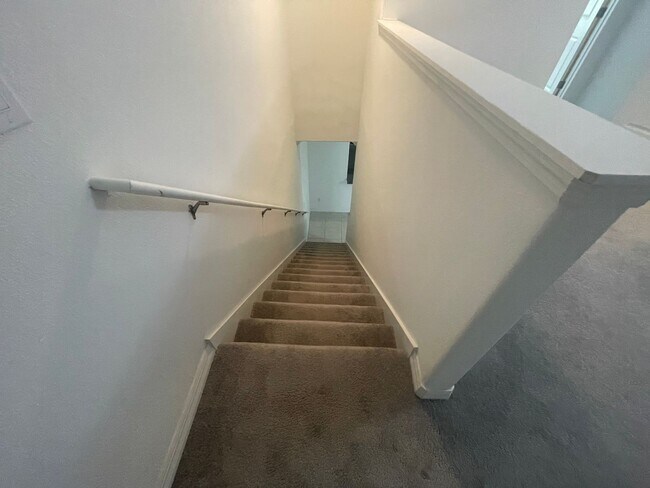 Foto del edificio - Wesley Chapel Town Home with Garage