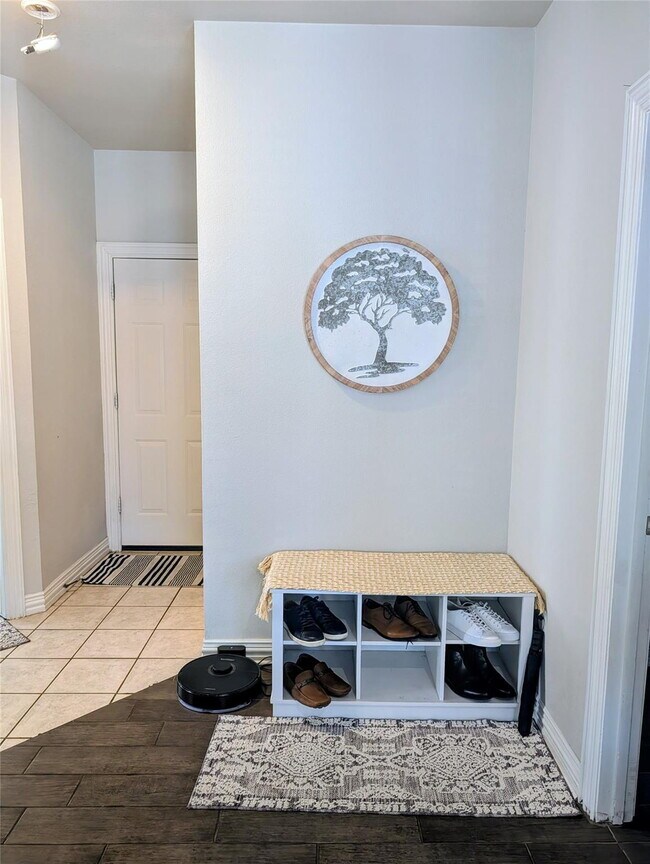 Foto del edificio - Exceptional Home in Arlington – Great Layout & Prime Location