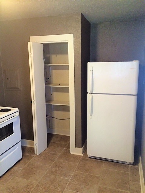 Foto del edificio - 619 N Travis St