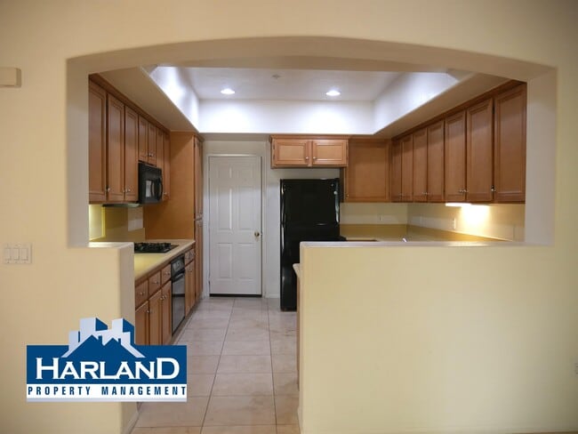 Building Photo - 9218 Piantino Way