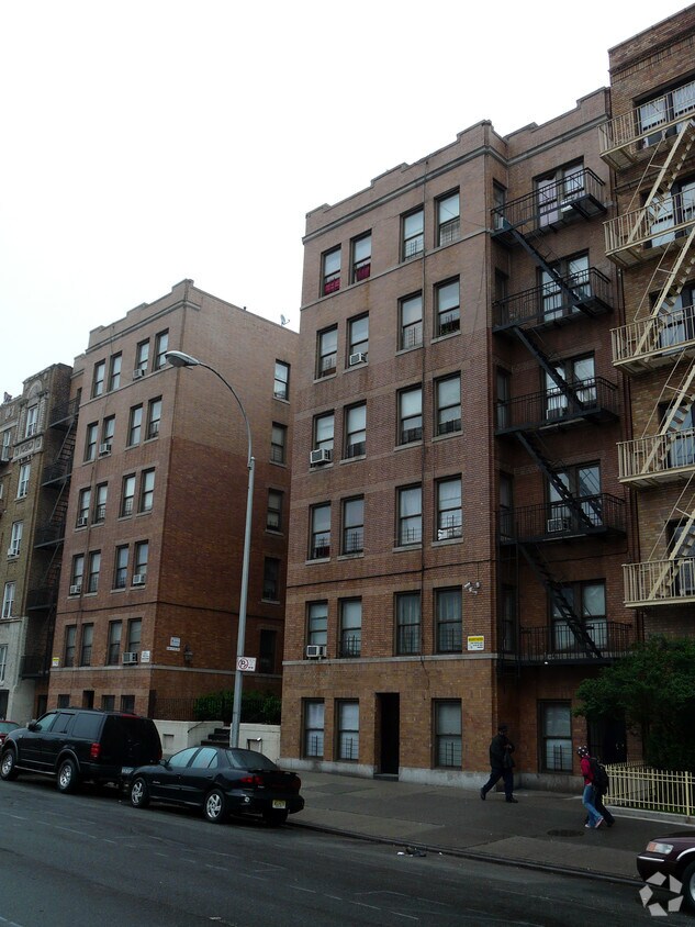 Foto del edificio - 2894 Grand Concourse