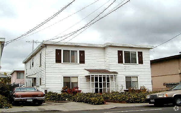 Building Photo - 1223 Ashby Ave