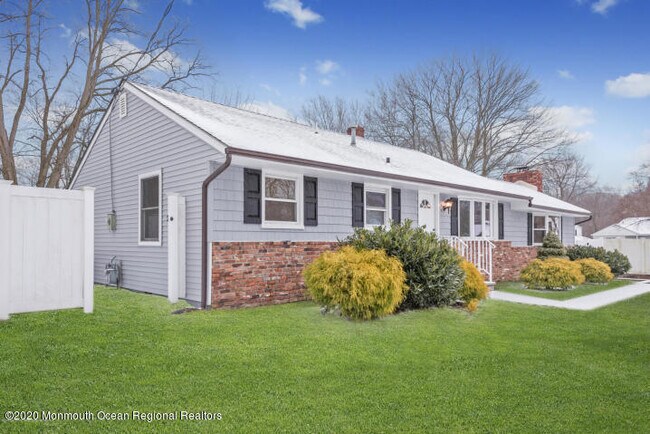 Building Photo - 621 Sumner Ave