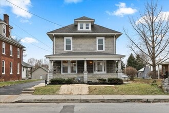 Building Photo - 584 W Main St