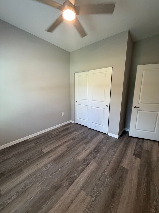 Building Photo - 24501 Zephyr Ct