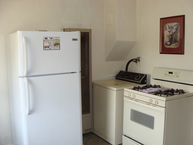 Foto del edificio - 313 Pershing St