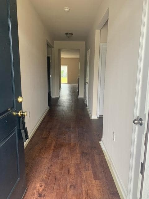 Foto del edificio - 184 Mountain Ash Ln