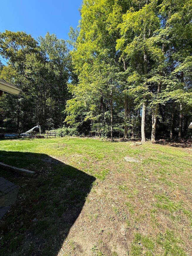Building Photo - 48 Crestwood Rd