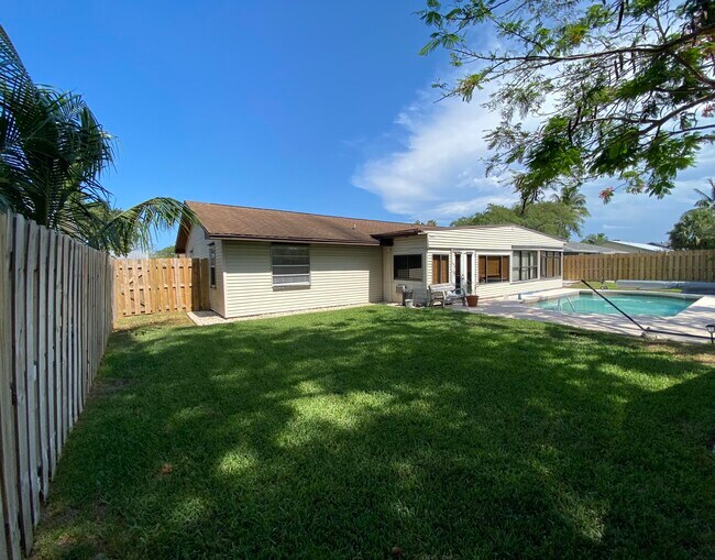 5356 SE 52nd Ave, Stuart, FL 34997 House for Rent in Stuart, FL