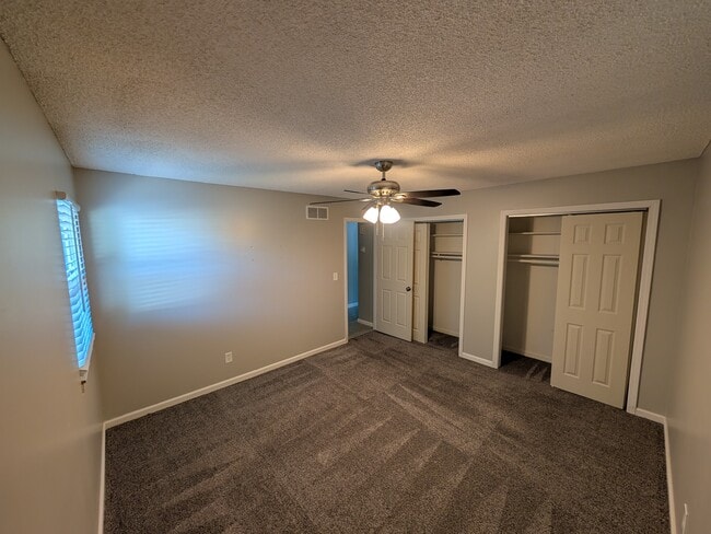 Foto del edificio - 9150 W 78th Terrace