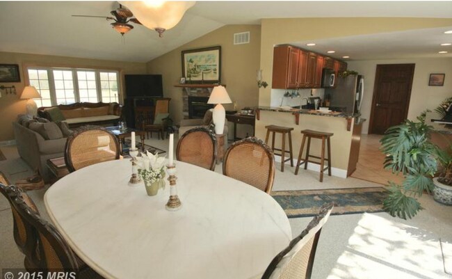 Foto del edificio - 2255 Engle Rd