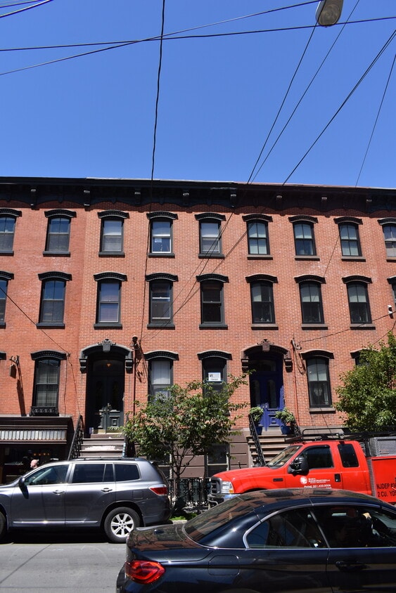 Front Building - 241 Marin Blvd