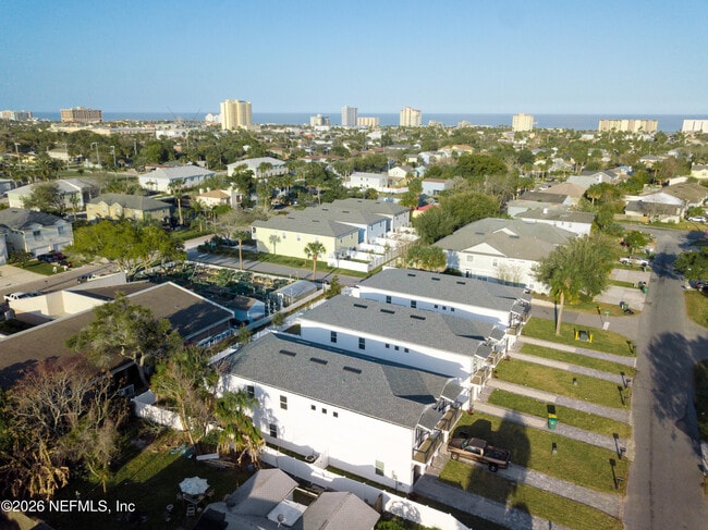 Foto del edificio - 817 7th Ave N
