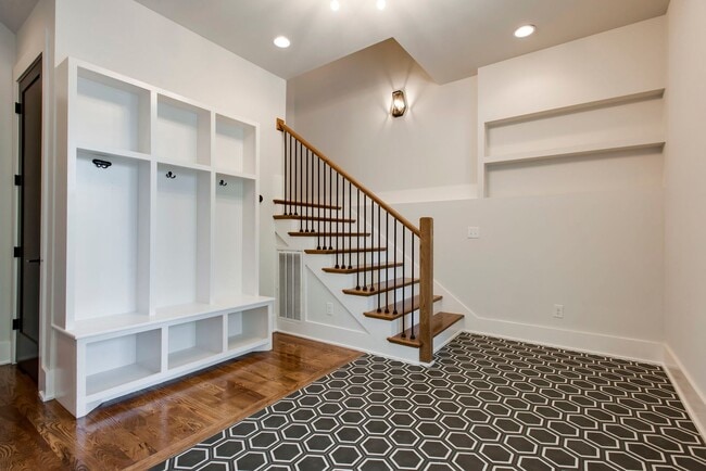 Building Photo - 3304 Trevor St