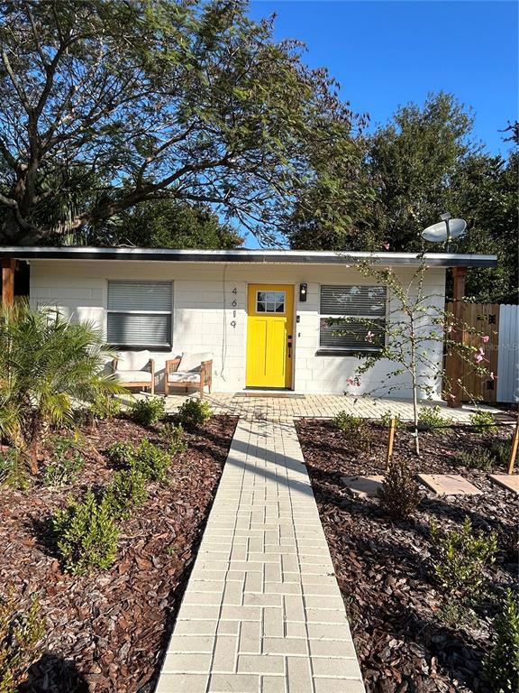 Foto principal - 4619 19th Ave S