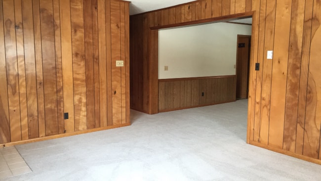 Building Photo - 109 Fairview Dr