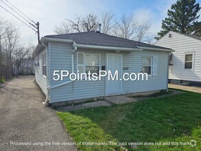 Building Photo - 4332 E 143rd St