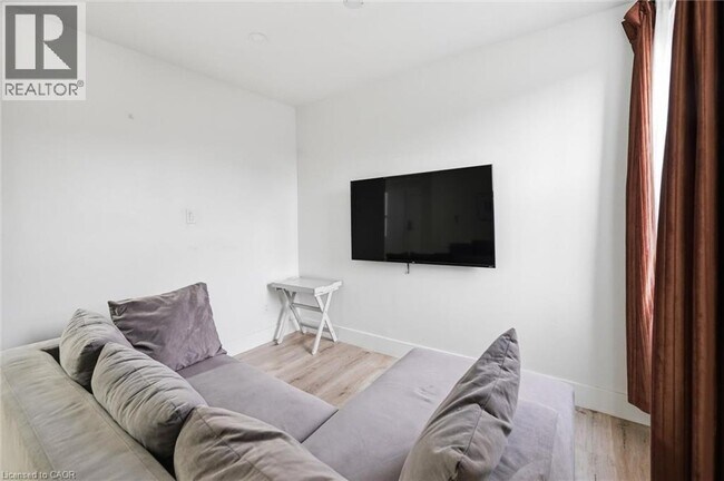 Building Photo - 13 Westinghouse Ave